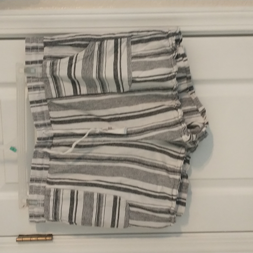 Time and Tru shorts